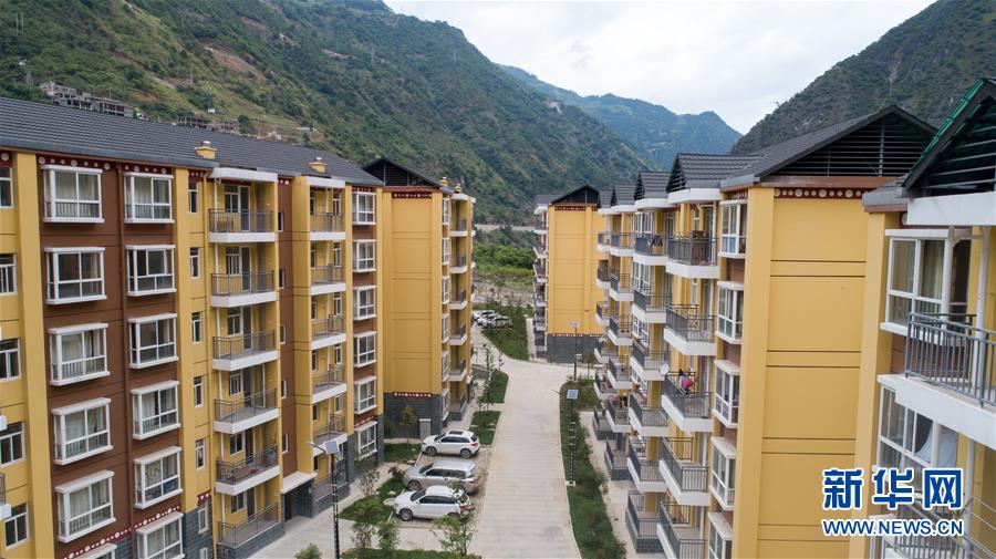 （直過(guò)民族脫貧攻堅(jiān)&middot;圖文互動(dòng)）（6）下山！傈僳群眾開啟新生活