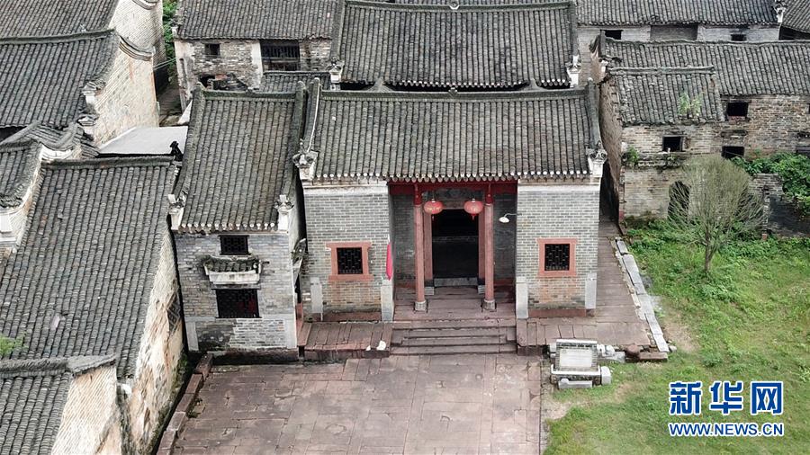 (壯麗70年·奮斗新時(shí)代——記者再走長征路·圖文互動(dòng))(3)人心向背的力量:工農(nóng)群眾助力紅軍突破第三道封鎖線