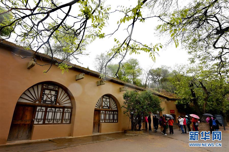 (新華全媒頭條·圖文互動(dòng))(4)紅色土地上的不變初心——革命老區(qū)井岡山和延安脫貧啟示錄