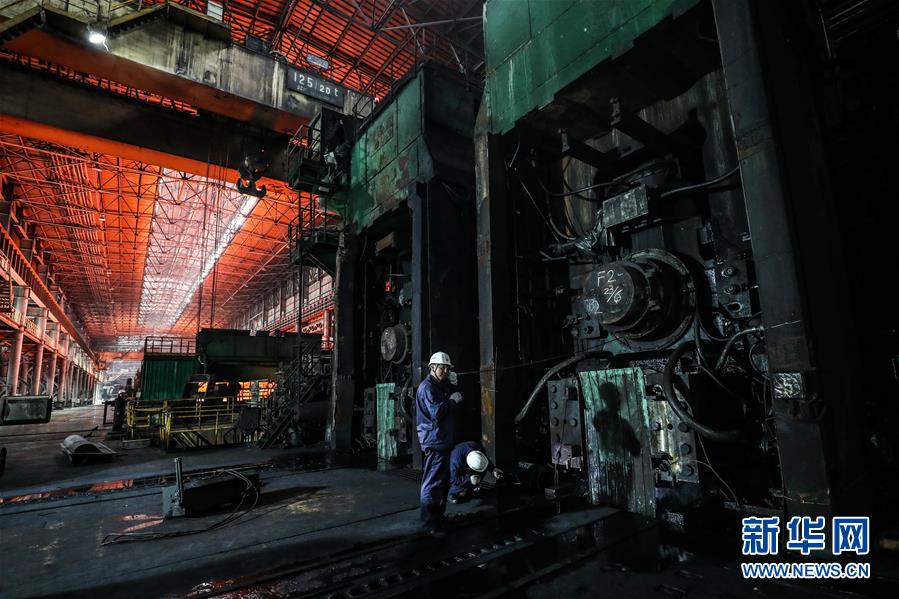 （新華全媒頭條&middot;圖文互動）（8）一曲壯麗的鋼鐵史詩&mdash;&mdash;鞍鋼與共和國風(fēng)雨同行70載實錄