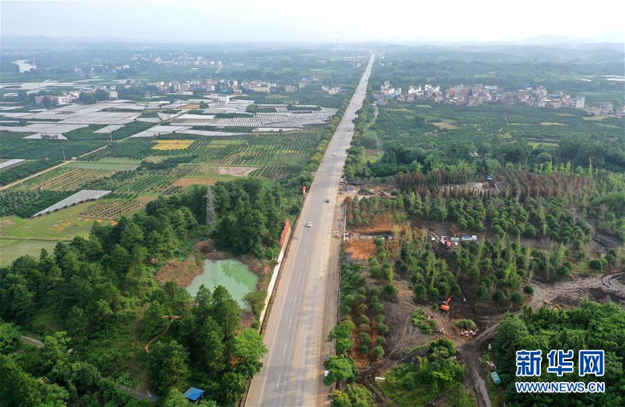 （壯麗70年&middot;奮斗新時代&mdash;&mdash;記者再走長征路&middot;圖文互動）（7）為有犧牲多壯志，敢教日月?lián)Q新天&mdash;&mdash;重返紅軍血戰(zhàn)現(xiàn)場