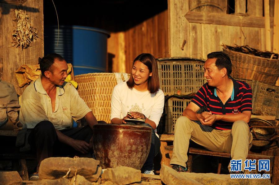 (新華全媒頭條·圖文互動(dòng))(8)咱們村里的年輕人——記奮戰(zhàn)在貴州脫貧攻堅(jiān)一線的青年