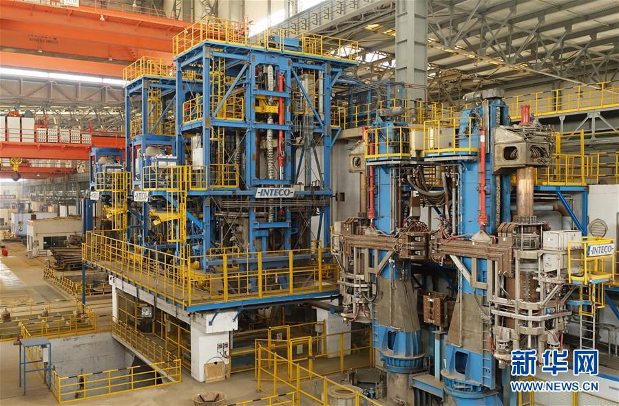 (壯麗70年·奮斗新時(shí)代——共和國(guó)發(fā)展成就巡禮·圖文互動(dòng))(9)共和國(guó)“工業(yè)長(zhǎng)子”遼寧:遼海潮涌逐浪高