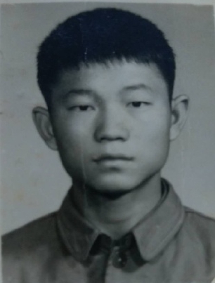 （為了民族復(fù)興&middot;英雄烈士譜&middot;圖文互動）吳根生：肉身堵車輪的生命&ldquo;守護(hù)神&rdquo;