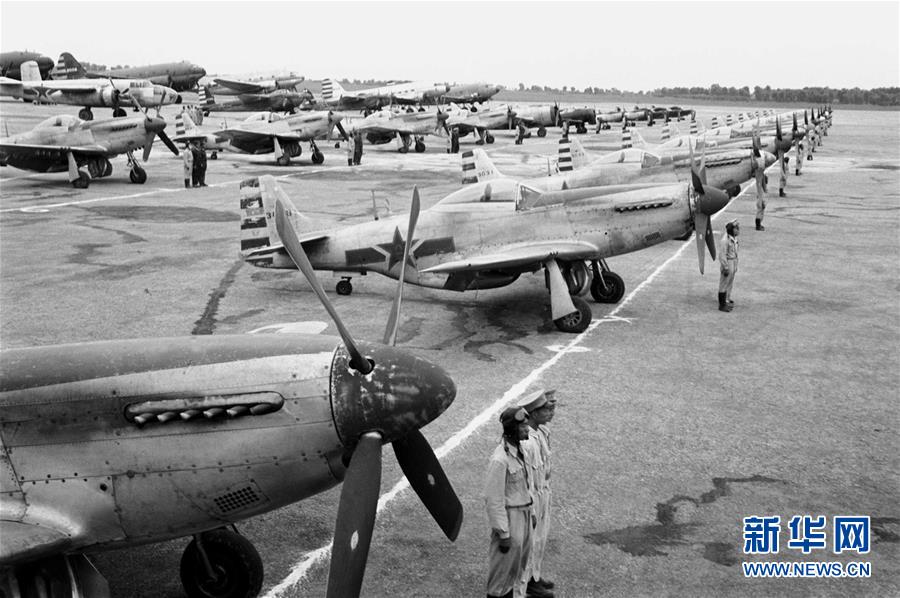 （壯麗70年&middot;奮斗新時(shí)代&mdash;&mdash;新中國(guó)崢嶸歲月&middot;圖文互動(dòng)）建設(shè)革命化、現(xiàn)代化、正規(guī)化的國(guó)防軍