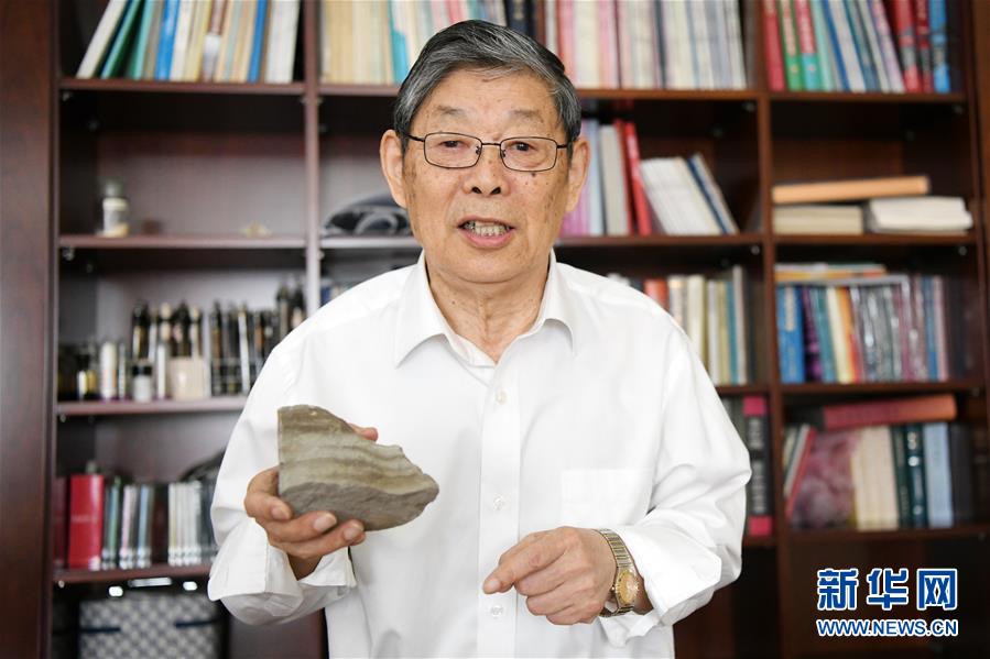 （圖文互動(dòng)）（2）當(dāng)好標(biāo)桿旗幟 建設(shè)百年油田&mdash;&mdash;寫(xiě)在大慶油田發(fā)現(xiàn)60周年之際