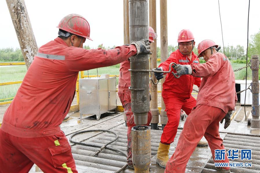 （圖文互動）（3）當好標桿旗幟 建設(shè)百年油田&mdash;&mdash;寫在大慶油田發(fā)現(xiàn)60周年之際