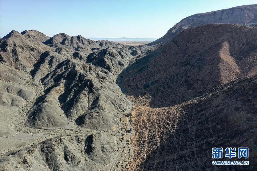 (愛(ài)國(guó)情 奮斗者·圖文互動(dòng))(10)印刻在戈壁上的名字