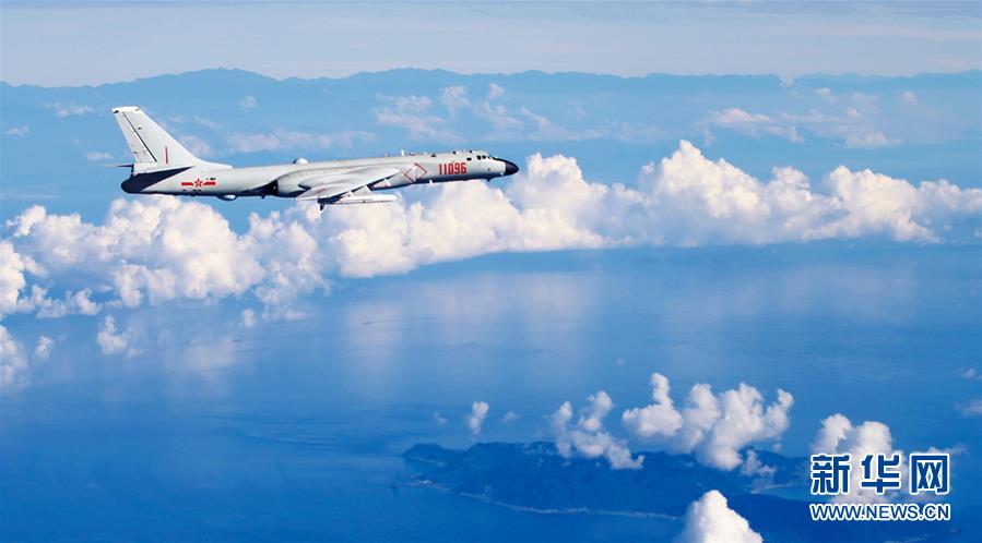 （新華全媒頭條&middot;人民空軍70年&middot;圖文互動(dòng)）（7）陽光照耀奮飛的航程&mdash;&mdash;黨中央、中央軍委和習(xí)主席關(guān)心人民空軍建設(shè)發(fā)展紀(jì)實(shí)