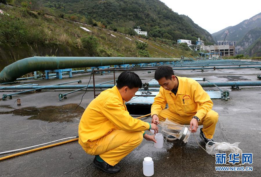（四中全會精神在基層&middot;圖文互動）（5）烏江清，貴州興&mdash;&mdash;貴州第一大河烏江治污記