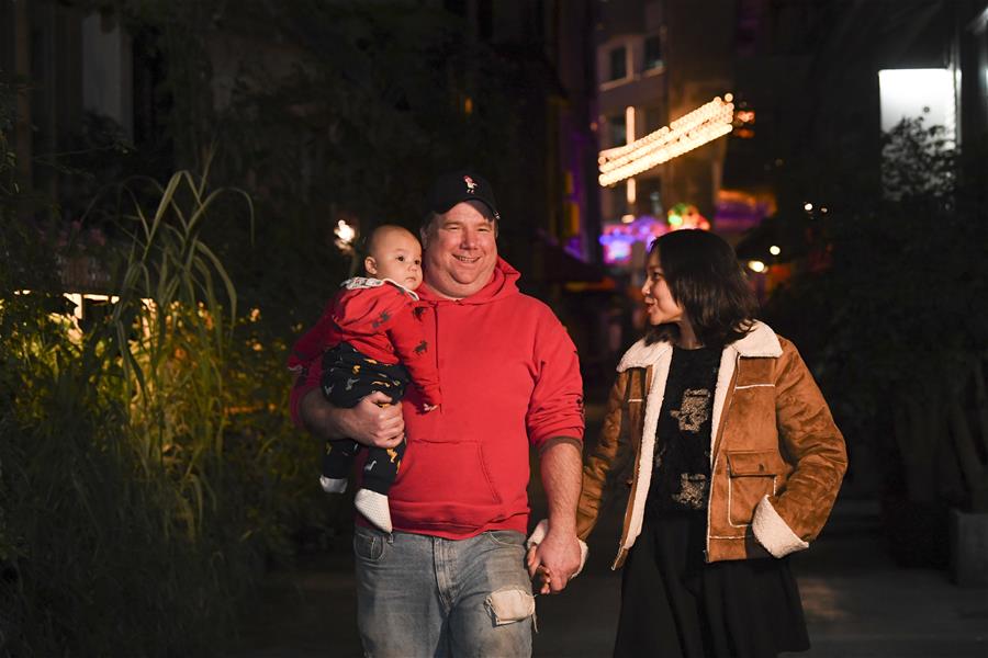 （在習(xí)近平新時(shí)代中國(guó)特色社會(huì)主義思想指引下&mdash;&mdash;新時(shí)代新作為新篇章&middot;總書記關(guān)切開放事&middot;圖文互動(dòng)）（3）中國(guó)引力：在開放的中國(guó)共創(chuàng)幸福 