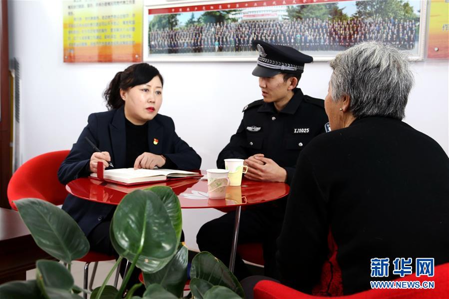 (愛國情 奮斗者·圖文互動(dòng))(4)任紅梅:陽泉段南溝社區(qū)居民的“貼心人”