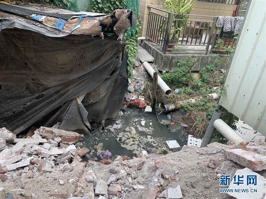 （圖文互動(dòng)）（3）河長(zhǎng)職責(zé)寫得明明白白，條條舉措無一落實(shí)&mdash;&mdash;國(guó)務(wù)院檢查組暗訪核查佛山一農(nóng)村河涌黑臭十余年無人管理