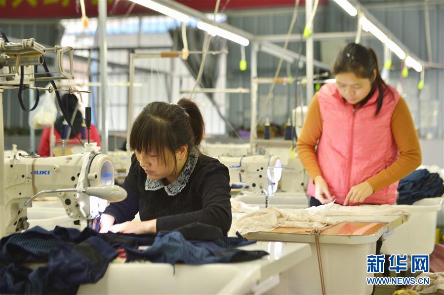 （圖文互動(dòng)）（1）人回鄉(xiāng)、錢回流、企回遷&mdash;&mdash;一個(gè)大石山區(qū)貧困縣的返鄉(xiāng)創(chuàng)業(yè)故事 