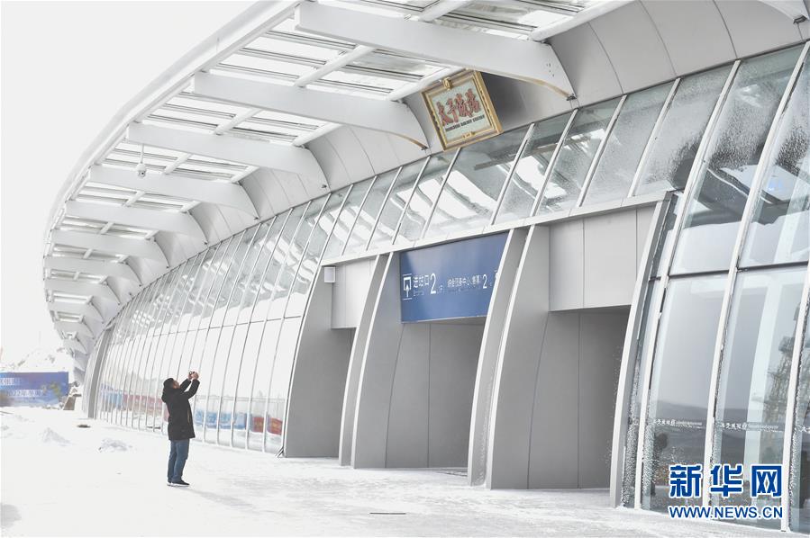 （新華全媒頭條&middot;圖文互動）（2）百年跨越，逐夢京張&mdash;&mdash;寫在京張高鐵開通暨中國高鐵突破3.5萬公里之際