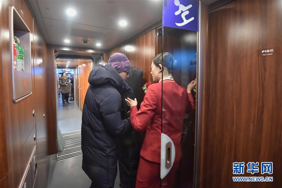 （新華全媒頭條&middot;圖文互動）（7）百年跨越，逐夢京張&mdash;&mdash;寫在京張高鐵開通暨中國高鐵突破3.5萬公里之際