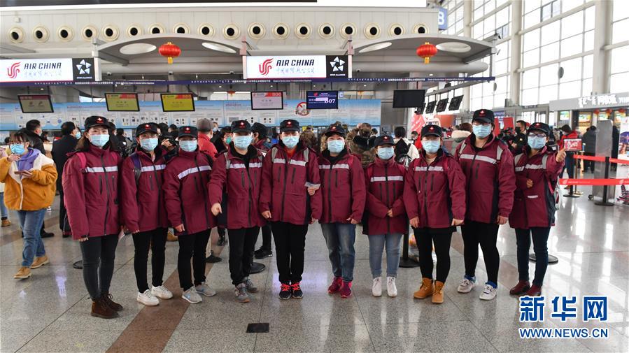 （新華全媒頭條&middot;圖文互動）（5）黨旗，高高飄揚(yáng)在防控疫情斗爭第一線&mdash;&mdash;各級黨組織和廣大黨員干部投身疫情防控阻擊戰(zhàn)紀(jì)實