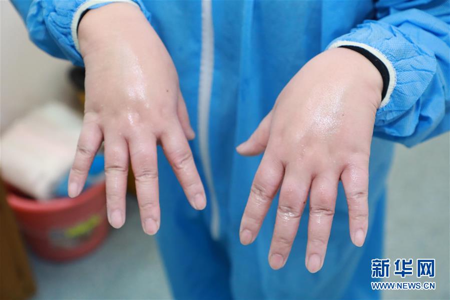 (新華全媒頭條·圖文互動(dòng))(10)戰(zhàn)武漢——解放軍支援湖北抗擊疫情直擊