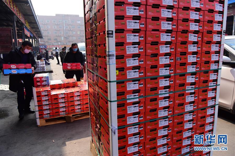 （聚焦疫情防控&middot;圖文互動(dòng)）（2）吃的東西充足，做點(diǎn)花樣菜吧！&mdash;&mdash;中部地區(qū)最大農(nóng)產(chǎn)品批發(fā)市場(chǎng)見(jiàn)聞 