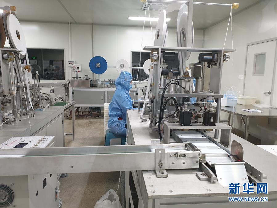 (來自經(jīng)濟前沿的故事·企業(yè)復(fù)工復(fù)產(chǎn)·圖文互動)(3)堅守生產(chǎn)線就是保護“生命線”——廣西部分企業(yè)復(fù)工生產(chǎn)見聞