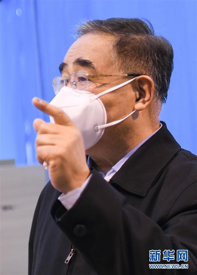 （聚焦疫情防控&middot;圖文互動(dòng)）（4）&ldquo;治療輕癥患者中西醫(yī)結(jié)合很有效，不鼓勵(lì)人人吃藥來(lái)預(yù)防&rdquo;&mdash;&mdash;專(zhuān)訪(fǎng)中國(guó)工程院院士、天津中醫(yī)藥大學(xué)校長(zhǎng)張伯禮