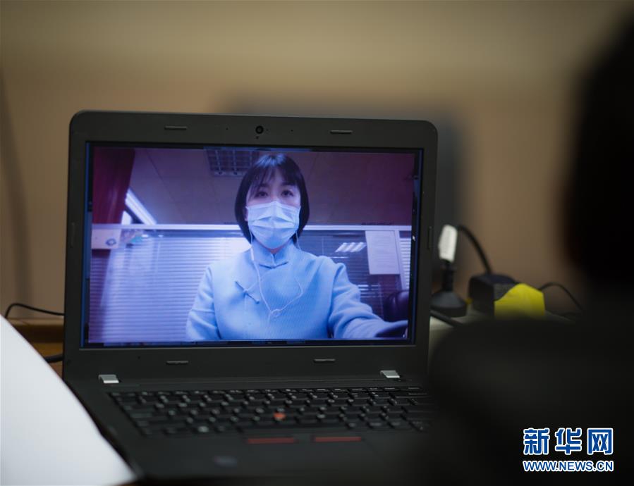 （新華全媒頭條配圖&middot;圖文互動）（13）戰(zhàn)&ldquo;疫&rdquo;的一天&mdash;&mdash;新華社記者直擊湖北保衛(wèi)戰(zhàn)