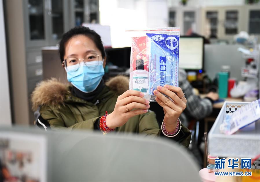 （來自經(jīng)濟(jì)前沿的故事&middot;企業(yè)復(fù)工復(fù)產(chǎn)&middot;圖文互動(dòng)）（2）&ldquo;危機(jī)中發(fā)現(xiàn)新商機(jī)&rdquo;&mdash;&mdash;中國科技制造企業(yè)復(fù)工復(fù)產(chǎn)觀察