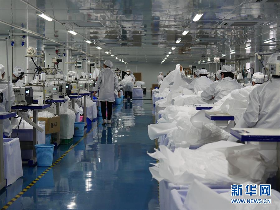 (聚焦疫情防控·圖文互動)(5)一家醫(yī)療企業(yè)的口罩戰(zhàn)“疫”