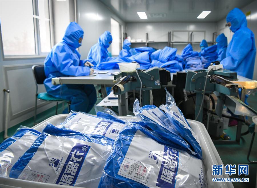 （在習(xí)近平新時代中國特色社會主義思想指引下&mdash;&mdash;新時代新作為新篇章&middot;習(xí)近平總書記關(guān)切事&middot;圖文互動）（3）不放松！&mdash;&mdash;各地努力抓緊抓實抓細(xì)疫情防控