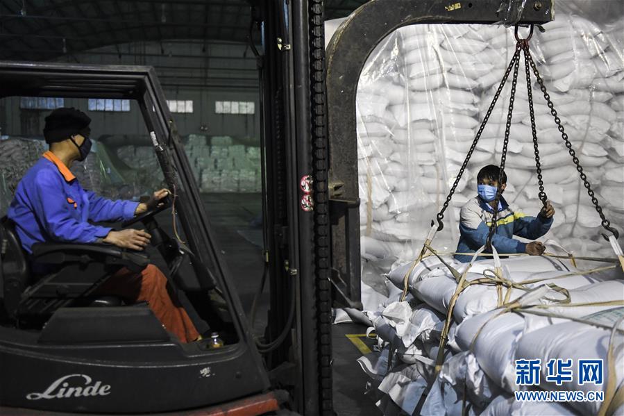 （抓好經(jīng)濟(jì)發(fā)展 應(yīng)對復(fù)雜局面&middot;圖文互動(dòng)）（2）&ldquo;一企一策&rdquo;解難題 大項(xiàng)目按下&ldquo;加速器&rdquo;&mdash;&mdash;廣西精準(zhǔn)有序推動(dòng)項(xiàng)目開工復(fù)工