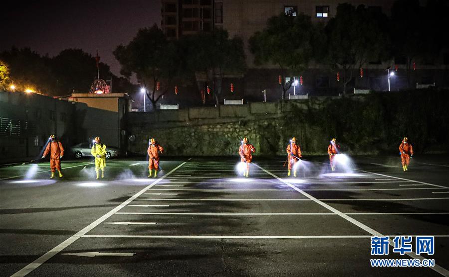 （新華全媒頭條）（12）&ldquo;疫&rdquo;線閃耀&ldquo;火焰藍(lán)&rdquo;&mdash;&mdash;記奮戰(zhàn)湖北抗疫一線的消防救援隊伍