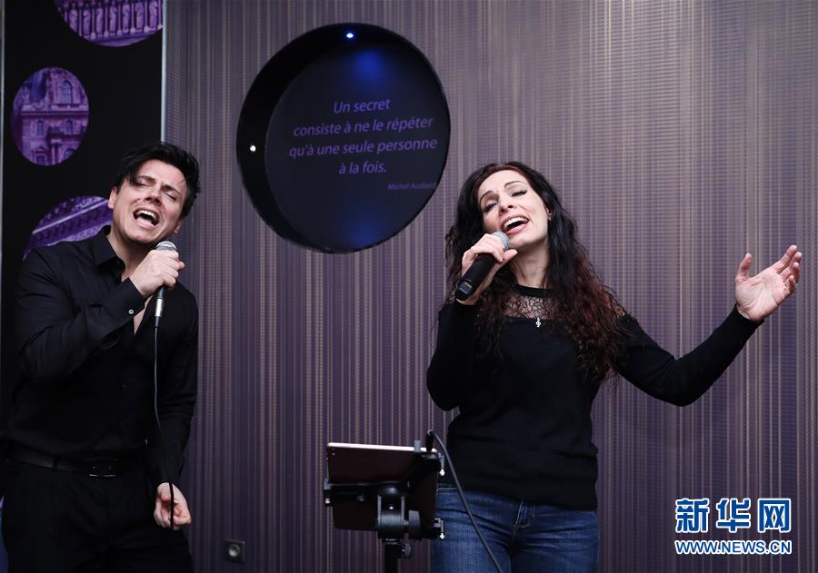 （國(guó)際&middot;圖文互動(dòng)）（4）通訊：手牽手，我們共同驅(qū)散陰霾&mdash;&mdash;法國(guó)音樂(lè)人創(chuàng)作抗疫歌曲背后的故事