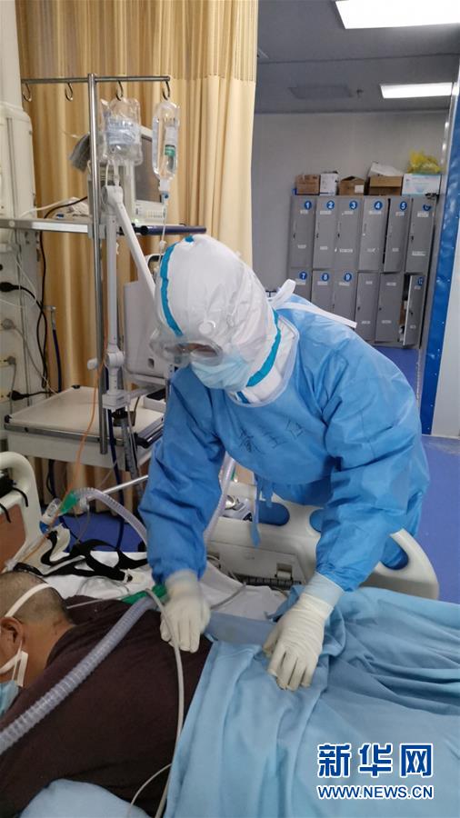 （一線抗疫群英譜&middot;圖文互動(dòng)）（2）&ldquo;從高原奔赴平原，我們傾囊相助&rdquo;&mdash;&mdash;青海援湖北醫(yī)療隊(duì)女醫(yī)生戴春的故事 