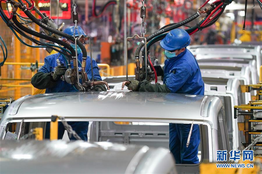 （在習(xí)近平新時代中國特色社會主義思想指引下&mdash;&mdash;新時代新作為新篇章&middot;習(xí)近平總書記關(guān)切事&middot;圖文互動）（16）精準發(fā)力抓統(tǒng)籌&mdash;&mdash;各地落實&ldquo;分區(qū)分級&rdquo;有序恢復(fù)生產(chǎn)生活