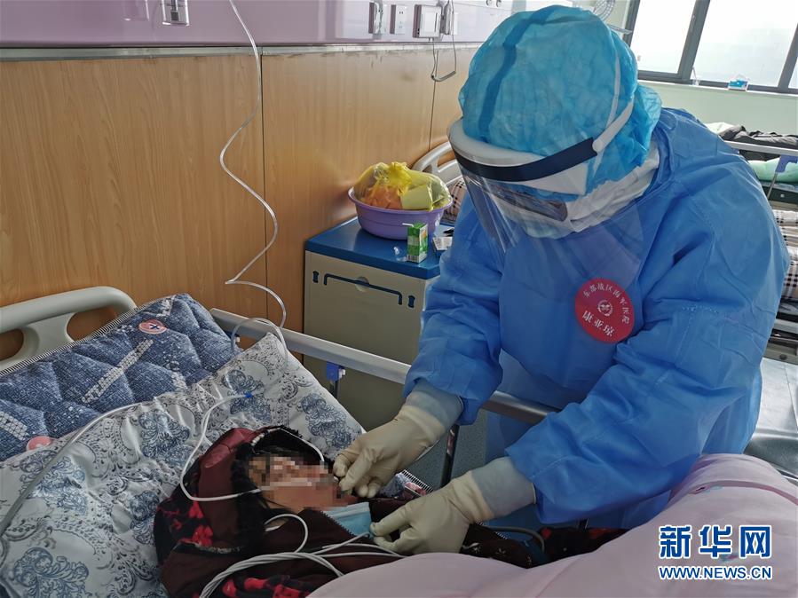 （一線抗疫群英譜&middot;圖文互動）（2）&ldquo;我們，撐得起！&rdquo;&mdash;&mdash;軍隊支援湖北醫(yī)療隊年輕醫(yī)務(wù)工作者的青春宣言