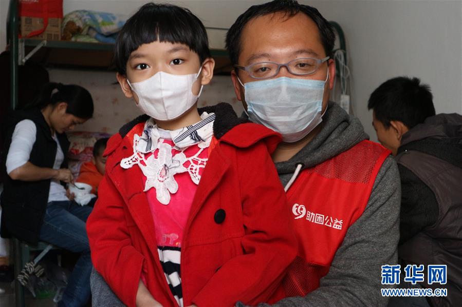 (一線抗疫群英譜·圖文互動)(3)“愿每個承受病痛的孩子都不會成為孤島”——記百名白血病兒童的守護(hù)者林斌