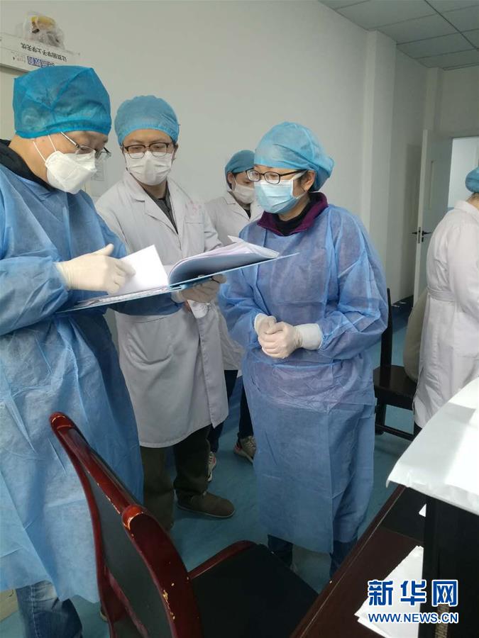 (聚焦疫情防控·圖文互動(dòng))(3)三千里馳援的“心靈治療師”