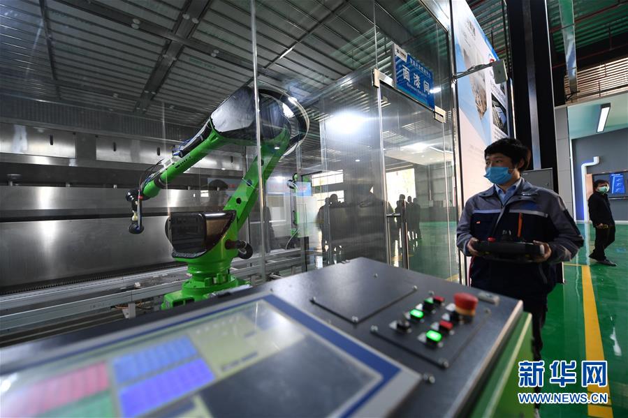 （聚焦復(fù)工復(fù)產(chǎn)&middot;圖文互動(dòng)）（2）記者手記：戰(zhàn)&ldquo;疫&rdquo;中增長(zhǎng)，這些企業(yè)做對(duì)了什么？