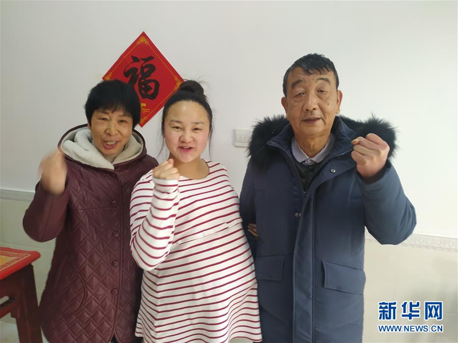 （一線抗疫群英譜&middot;圖文互動）（4）羅文浩：&ldquo;女兒，你的名字里有溫暖，有榮光！&rdquo;