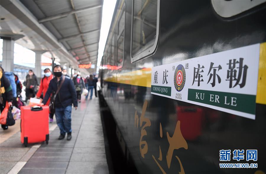 （在習(xí)近平新時(shí)代中國(guó)特色社會(huì)主義思想指引下&mdash;&mdash;新時(shí)代新作為新篇章&middot;習(xí)近平總書(shū)記關(guān)切事&middot;圖文互動(dòng)）（2）穩(wěn)住千家萬(wàn)戶的&ldquo;飯碗&rdquo;&mdash;&mdash;各地積極穩(wěn)就業(yè)化解疫情影響