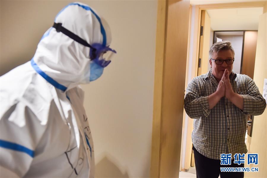 （聚焦疫情防控&middot;圖文互動）（1）&ldquo;感謝你們，讓我感到很踏實！&rdquo;&mdash;&mdash;北京入境人員轉(zhuǎn)運及隔離點見聞