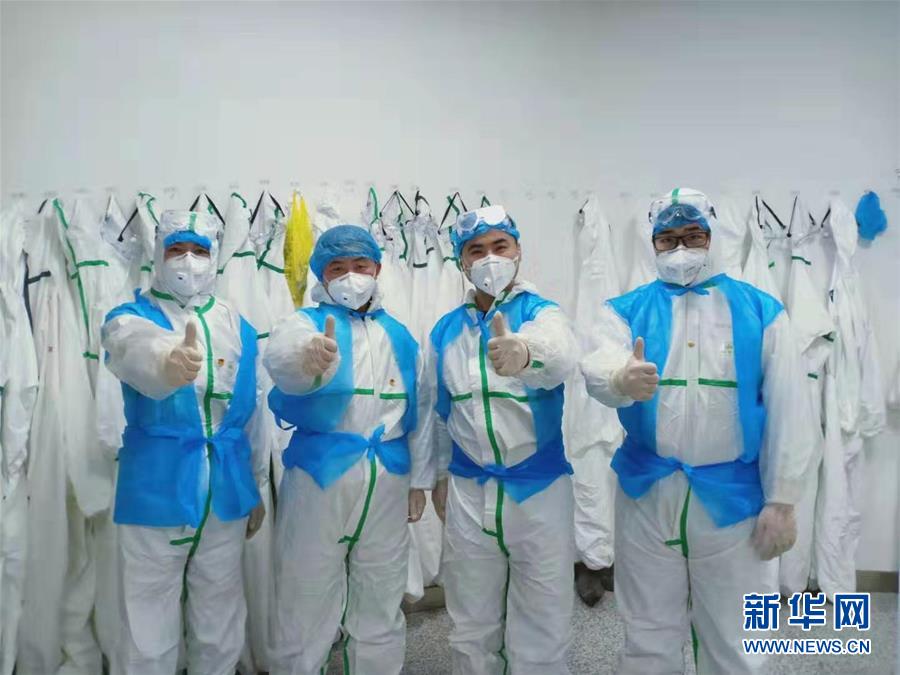 （習近平致敬的戰(zhàn)&ldquo;疫&rdquo;英雄&middot;志愿者篇&middot;圖文互動）（2）他們，微光成炬照征程