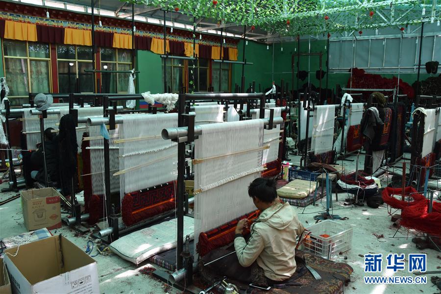 （圖文互動(dòng)）（7）堅(jiān)守與新生&mdash;&mdash;西藏農(nóng)奴制社會(huì)經(jīng)歷者說