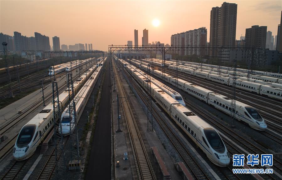 （新華全媒頭條&middot;圖文互動(dòng)）（6）武漢重啟，不負(fù)春天&mdash;&mdash;寫(xiě)在武漢&ldquo;解封&rdquo;之際