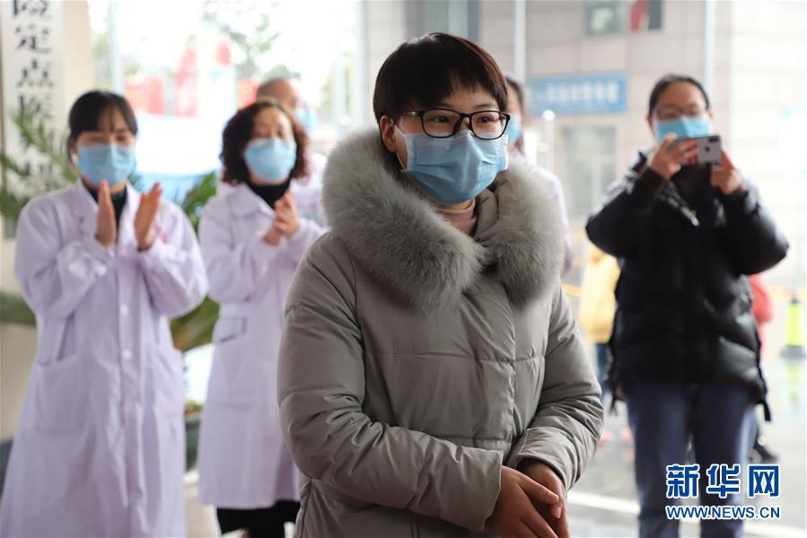 （一線抗疫群英譜&middot;圖文互動）&ldquo;英雄妹妹&rdquo;杜富佳：雷場是哥哥的戰(zhàn)場，武漢是我的前線