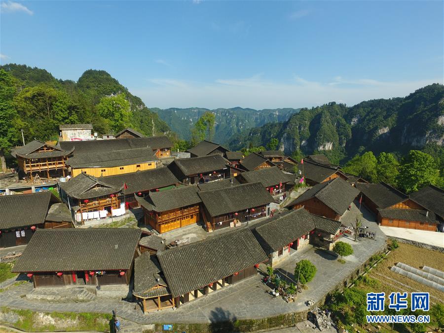 （新華全媒頭條&middot;圖文互動）（6）初夏，循著總書記的腳步探訪產(chǎn)業(yè)扶貧新事