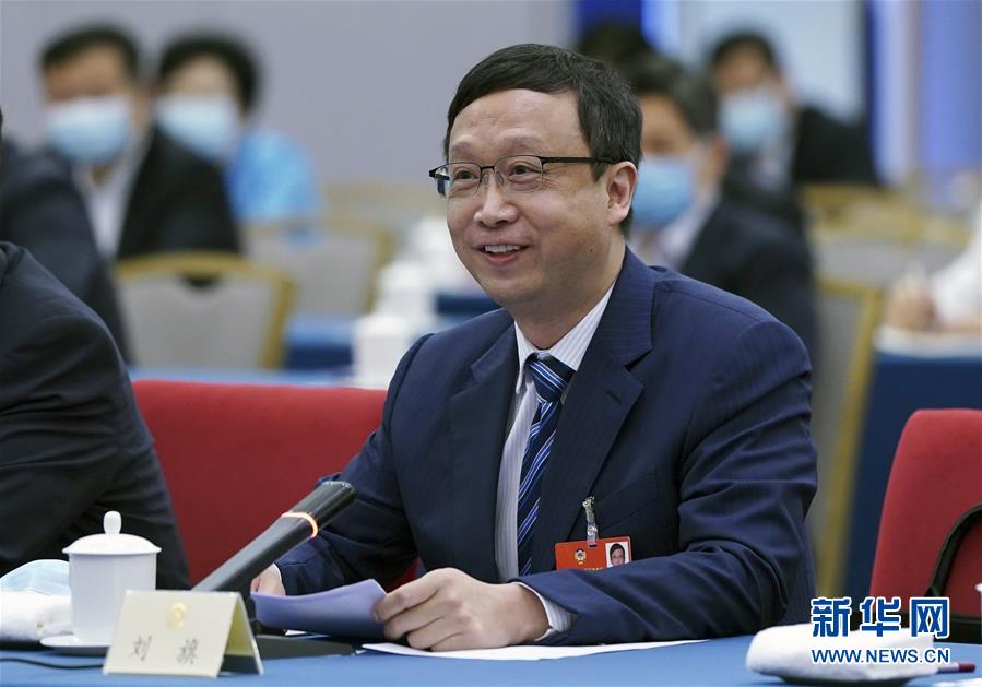 （新華全媒頭條&middot;圖文互動(dòng)）（4）從人民中汲取磅礴力量&mdash;&mdash;習(xí)近平總書記同出席2020年全國兩會(huì)人大代表、政協(xié)委員共商國是紀(jì)實(shí)