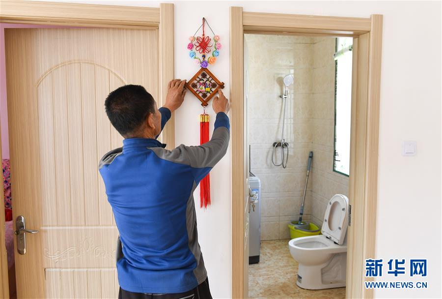 （決戰(zhàn)決勝脫貧攻堅(jiān)&middot;圖文互動(dòng)）（9）長(zhǎng)白山下唱新篇&mdash;&mdash;吉林延邊州脫貧攻堅(jiān)觀察