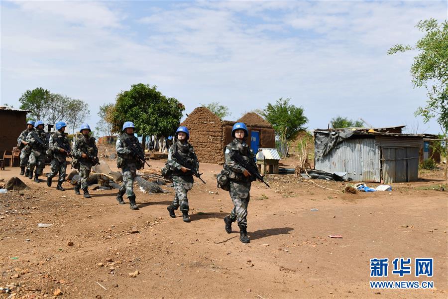 （新華全媒頭條&middot;圖文互動(dòng)）（6）崢嶸歲月30年 中國藍(lán)盔衛(wèi)和平