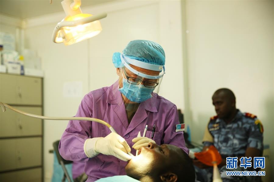 （新華全媒頭條&middot;圖文互動(dòng)）（12）崢嶸歲月30年 中國藍(lán)盔衛(wèi)和平